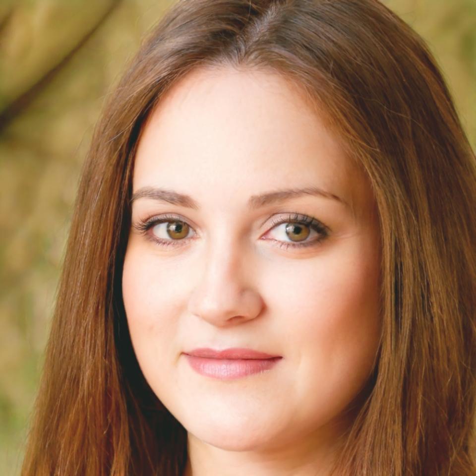 Directora de Investigación Financiera
